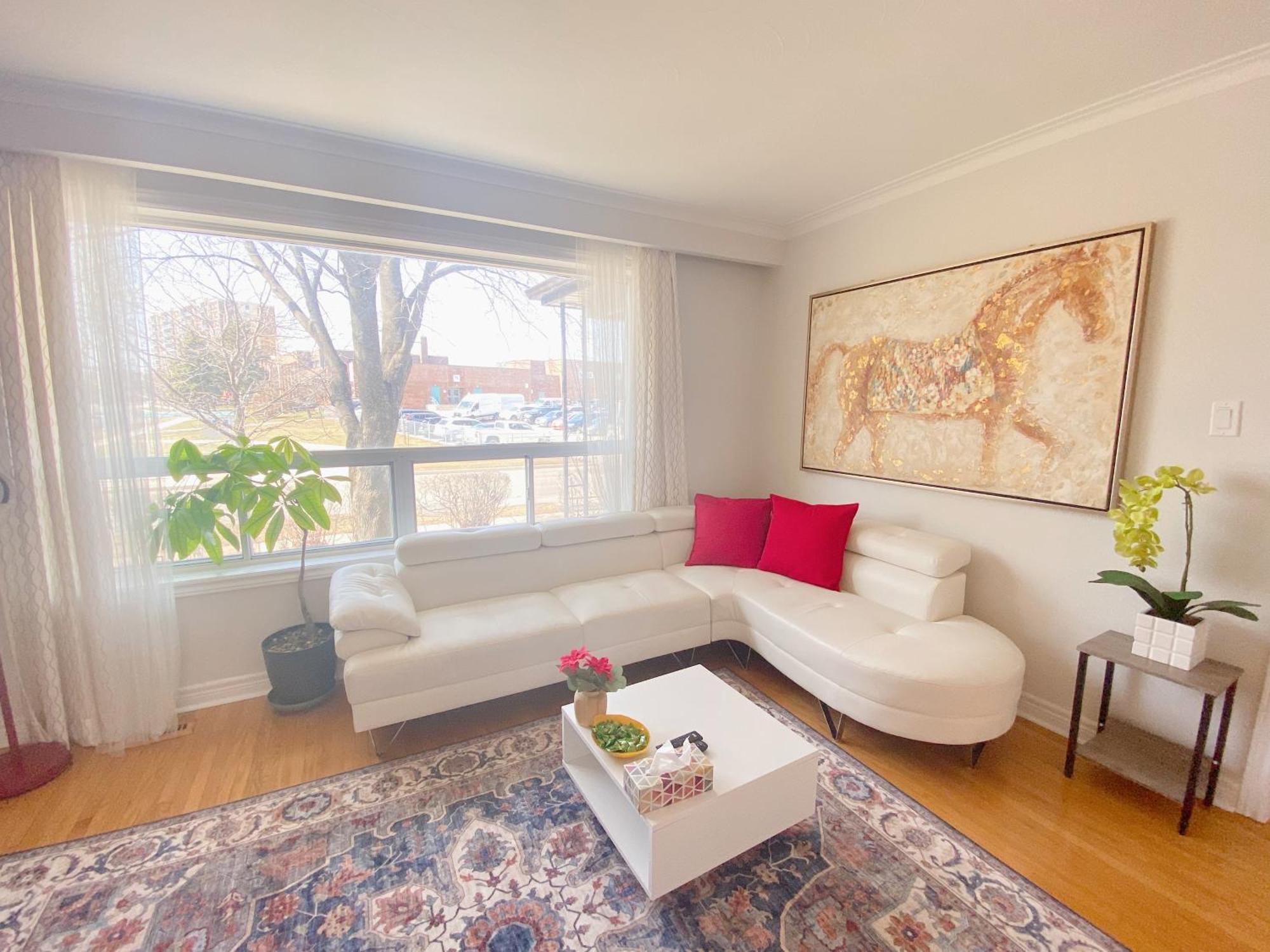 Sunny House - Main Floor, Free Parking, In Toronto Hotel Luaran gambar